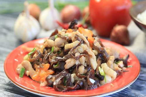 Ức gà xào nấm hương thơm ngon ‘thần sầu’ cho bữa cơm cuối tuần