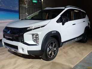 Cận cảnh Mitsubishi Xpander Cross, giá hơn 430 triệu đồng