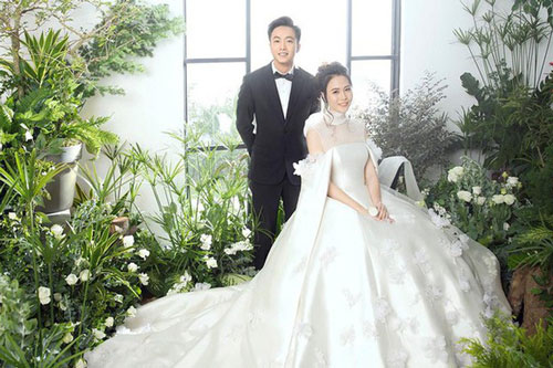Hai lễ cưới xa hoa bậc nhất showbiz Việt năm 2019