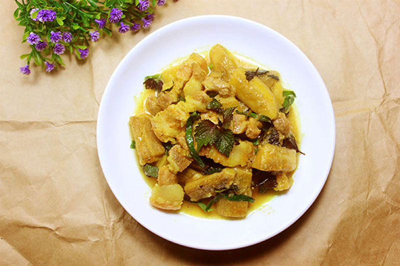 Hướng dẫn nấu món thịt ba chỉ om chuối ngon như nhà hàng