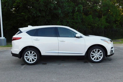 5. Acura RDX 2020 (giá khởi điểm: 37.600 USD).