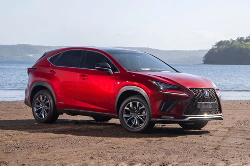 6. Lexus NX 2020 (giá khởi điểm: 38.120 USD).