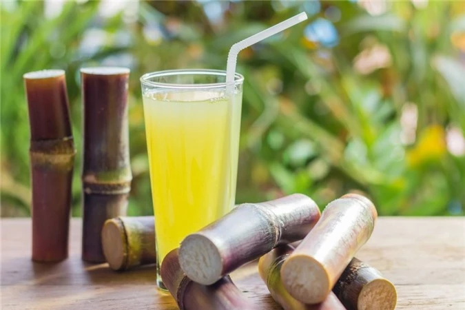 1280-636628514-sugarcane-fresh-juice-for-detox-diet.jpg