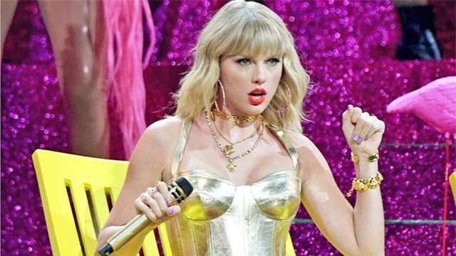 Taylor Swift suy sụp sau lùm xùm về bản quyền bài hát - Ảnh 1.