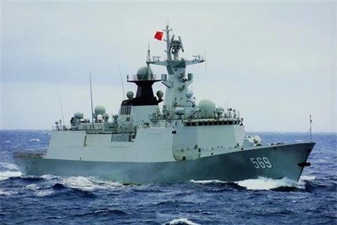 Trung Quoc nang cap 'dua con bi hat hui' Type 054