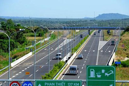 VEC từ chối phục 2 ô tô: Phê bình cấp dưới, né tránh trách nhiệm cấp trên