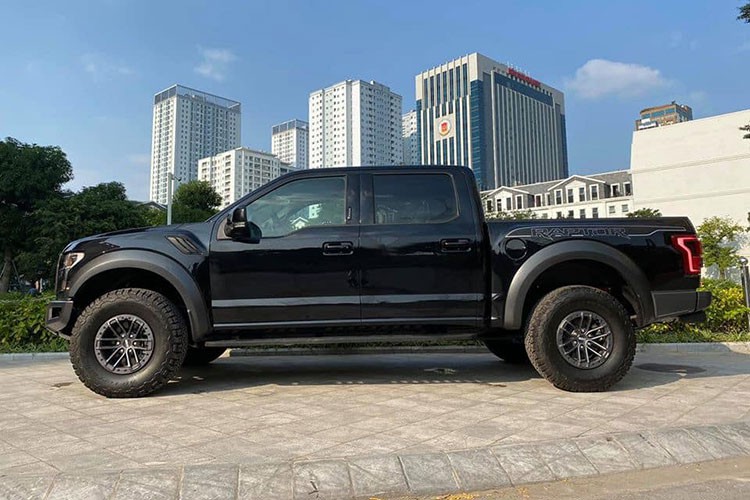 Siêu bản tải Ford F-150 Raptor 2019 hơn 4 tỷ ở Hà Nội