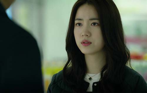 Đêm tân hôn ác mộng, chồng mới cưới biến mất chỉ để lại 50 nghìn