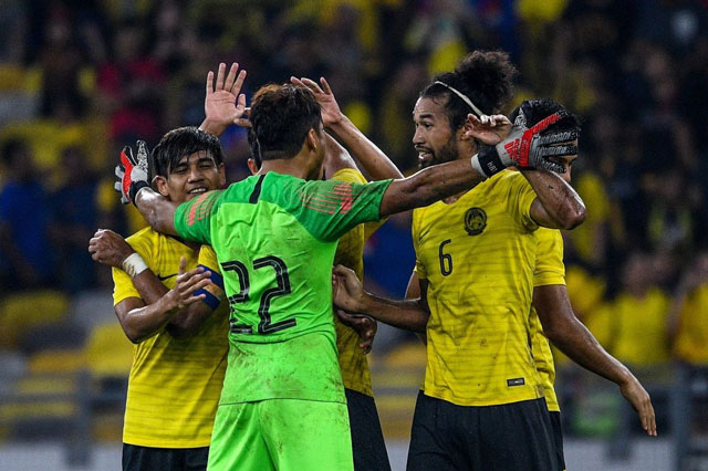 CLIP: Malaysia nhẹ nhàng ‘làm gỏi’ Indonesia