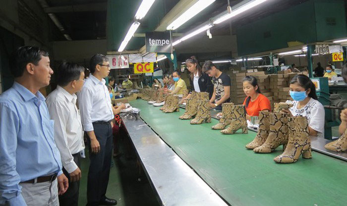 Doanh nghiệp nhà nước chơi khó doanh nghiệp tư nhân