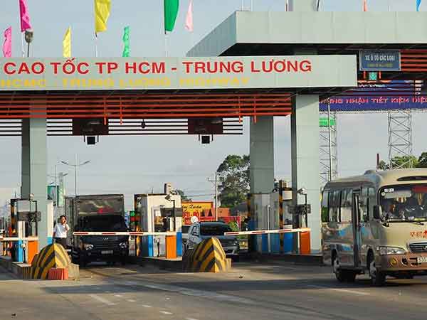 "Bóng ma" lộ dần trên cao tốc "tai tiếng" Trung Lương