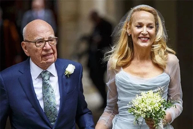 Tỷ phú Rupert Murdoch kết hôn lần thứ 4 ở tuổi 85 với nữ diễn viên Jerry Hall. Ảnh: BI. 