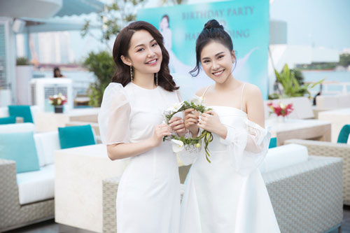 Anh Đào "Kính vạn hoa" bất ngờ từ Úc về nước, nhan sắc tuổi 30 gây choáng ngợp