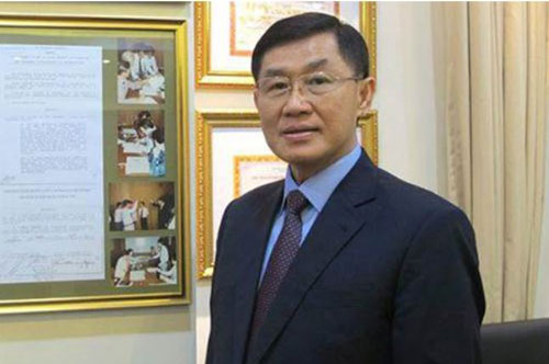 4 đại gia Việt giàu kếch xù, mạnh tay bỏ ra hàng trăm tỷ đồng xây biệt thự dát vàng