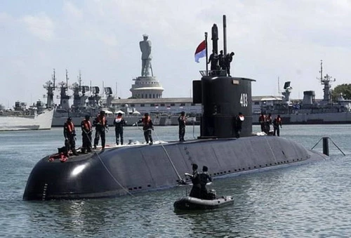 Tàu ngầm lớp Nagapasa (Type 209/1400) đầu tiên của Hải quân Indonesia