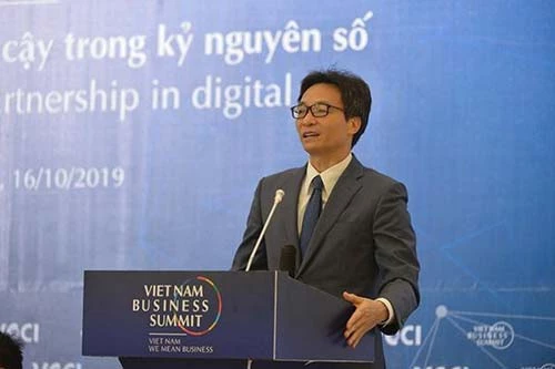 Phó Thủ tướng Vũ Đức Đam phát biểu tại phiên toàn thể đặc biệt VBS 2019. (Ảnh: DĐDN)