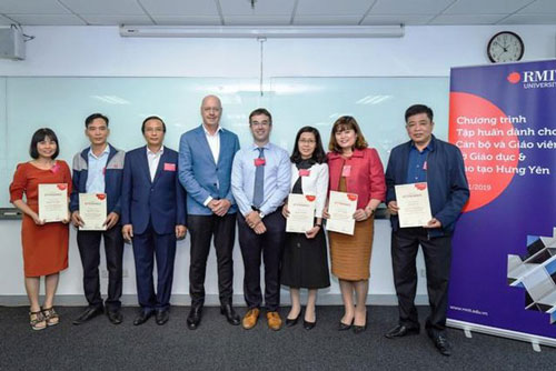 RMIT chia sẻ về ứng dụng công nghệ trong giảng dạy cho cán bộ giáo viên tỉnh Hưng Yên