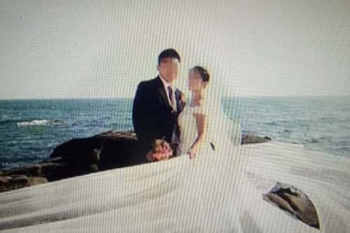 Đám cưới vừa xong, cô dâu ôm hết phong bì cùng 10 cây vàng trốn mất hút