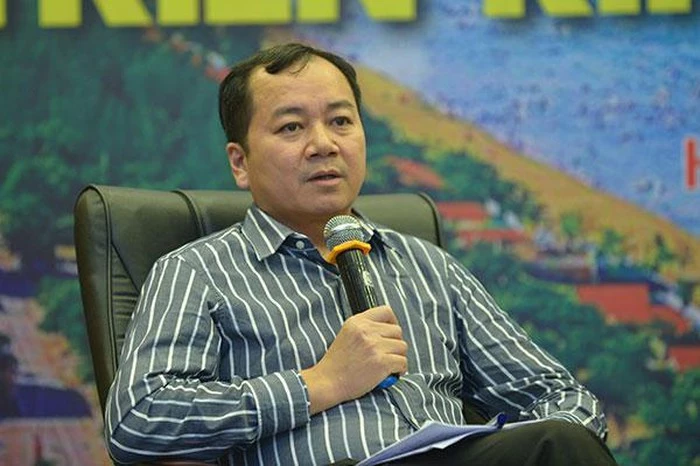 Ông Trần Đình Luân – Tổng cục Trưởng Tổng cục Thủy sản - nhấn mạnh vai trò doanh nghiệp trong phát triển kinh tế biển. (Ảnh: DĐDN)