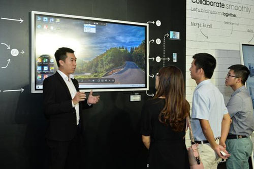 Sáng tạo mọi lúc mọi nơi với Samsung Flip 2