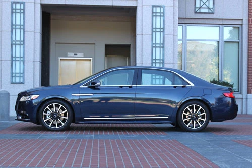 8. Lincoln Continental.