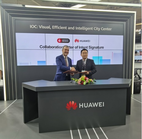 Barcelona và Huawei ký thỏa thuận hợp tác phát triển các dự án công nghệ