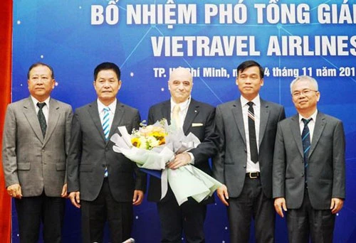 Vietravel Airlines bổ nhiệm phi công người Ý làm Phó Tổng Giám đốc.