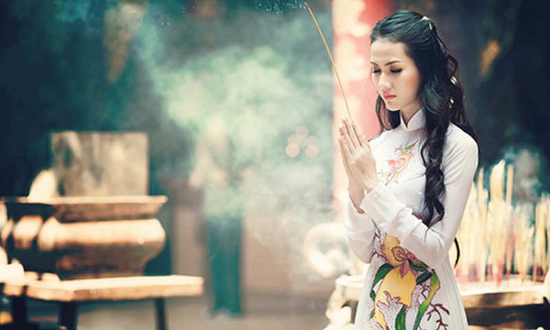 Làm được những điều Phật dạy này là tích phúc đức cho con cái