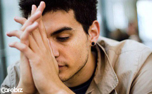 Phải đến 30 tuổi tôi mới hiểu, chỉ có người tài giỏi mới có được quan hệ xã hội có ích, còn thanh xuân có nhiều “bạn bè” thì cũng chỉ là những mối quan hệ xã giao vô bổ