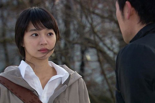 Chồng lần lữa khai sinh cho con, vợ cay đắng nhận ra mình là kẻ thứ 3