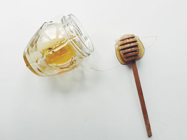 Thay thứ này bằng sữa rửa mặt, bạn sẽ thấy điều kỳ diệu xảy ra với làn da sau 3 tuần