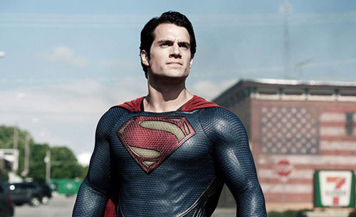 Henry Cavill khẳng định chưa từ bỏ vai diễn Superman