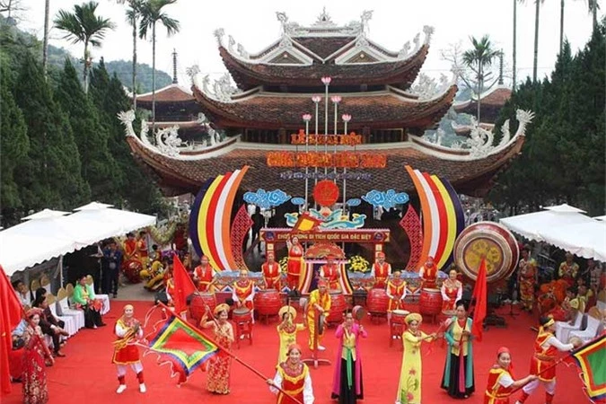 Lễ khai hội chùa Hương năm 2019.