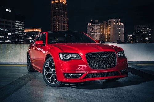 Chrysler 300.