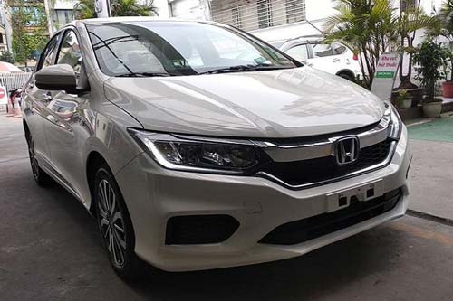 Những chi tiết cắt bỏ trên Honda City E giá rẻ tại Việt Nam