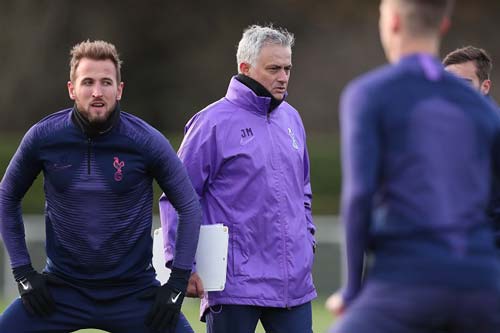 Mourinho: "Tottenham đủ sức giành chức vô địch Ngoại hạng Anh"