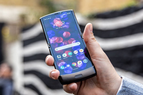 Trên tay smartphone màn hình gập, giá cao gấp 2,1 lần iPhone 11