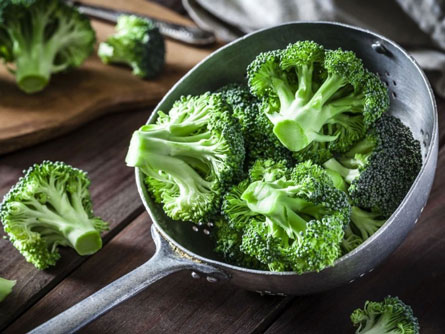 Các loại thực phẩm phụ nữ ngoài 30 tuổi nên bổ sung mỗi ngày