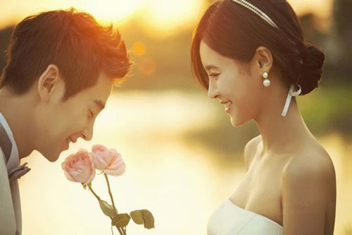 Vì sao phụ nữ không nên lấy chồng là “trai cúi mặt”?