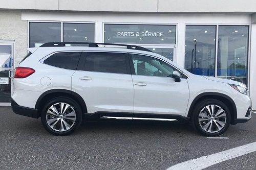 SUV 7 chỗ động cơ tăng áp, giá hơn 900 triệu, so kè với Hyundai Santa Fe