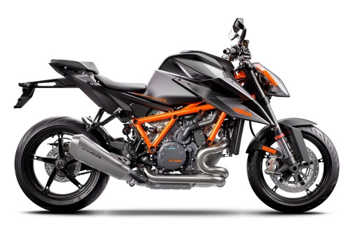 1. KTM 1290 Super Duke R 2020.