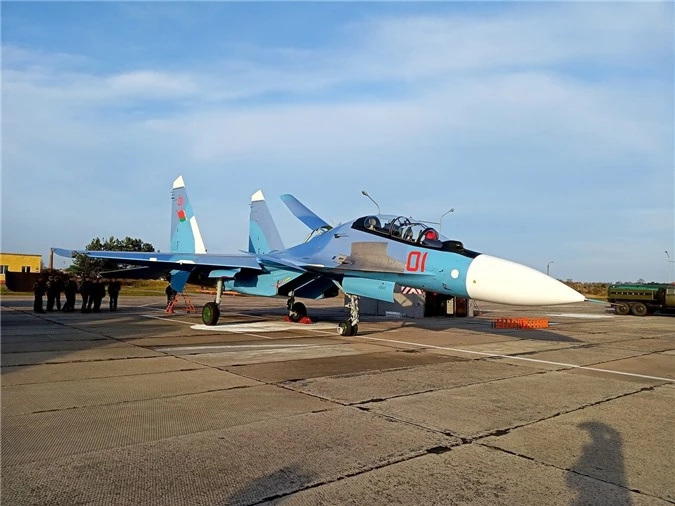 Belarus tu bo tien mua Su-30SM, Nga ra ve 