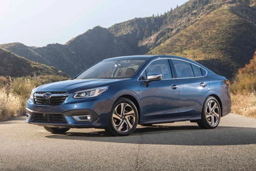 Subaru Legacy Touring XT 2020.