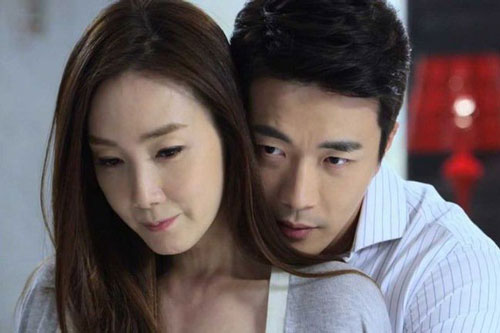 “Em họ” ở nhờ bất ngờ khoe có thai, cả nhà chồng sung sướng tuyên bố sự thật tày trời