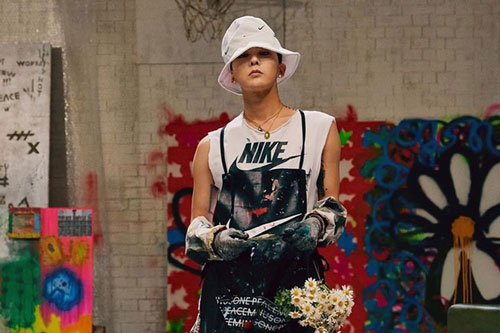 Mẫu giày giới hạn của G-Dragon lên kệ với giá gần 200 triệu đồng
