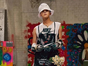 Mẫu giày giới hạn của G-Dragon lên kệ với giá gần 200 triệu đồng