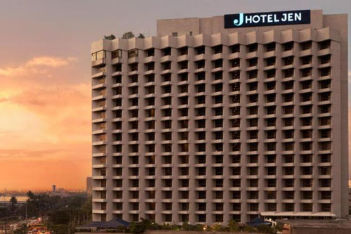 'Đột nhập' khách sạn U22 Việt Nam đóng quân tại SEA Games 30