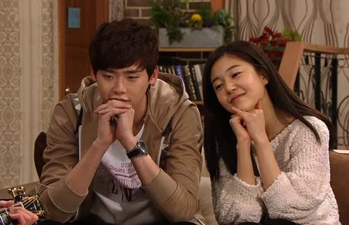 Hồi hộp chờ đến đêm tân hôn ngọt ngào, nào ngờ chờ tôi là tin "sét đánh"