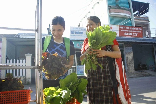 Chủ nhật xanh với "Quầy hàng không giá"