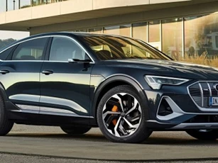 2020 Audi e-tron Sportback - chiếc coupe kiểu dáng đẹp ra mắt với 355 mã lực